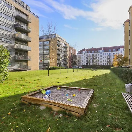 New With Balcony & Best Location In Cph *